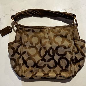 Coach purse (gold metallic)